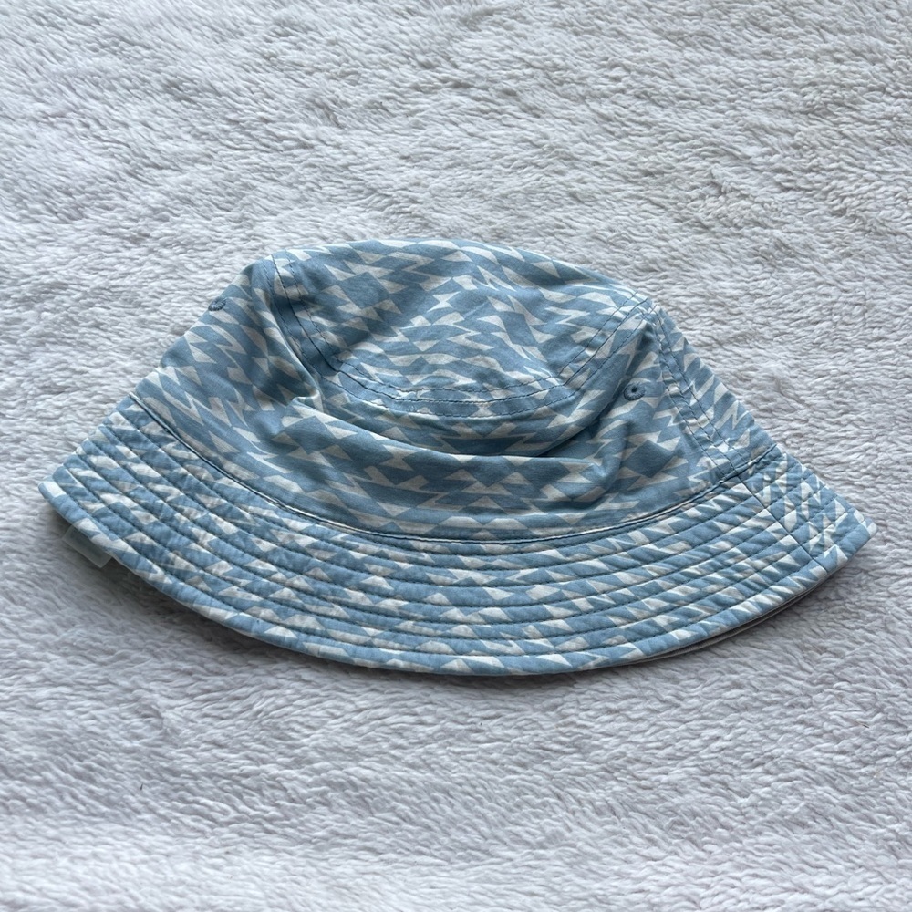 American Eagle NWT blue geometric pattern cotton bucket hat